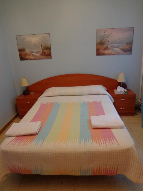 Hotel Pension Mode Lleida Værelse billede
